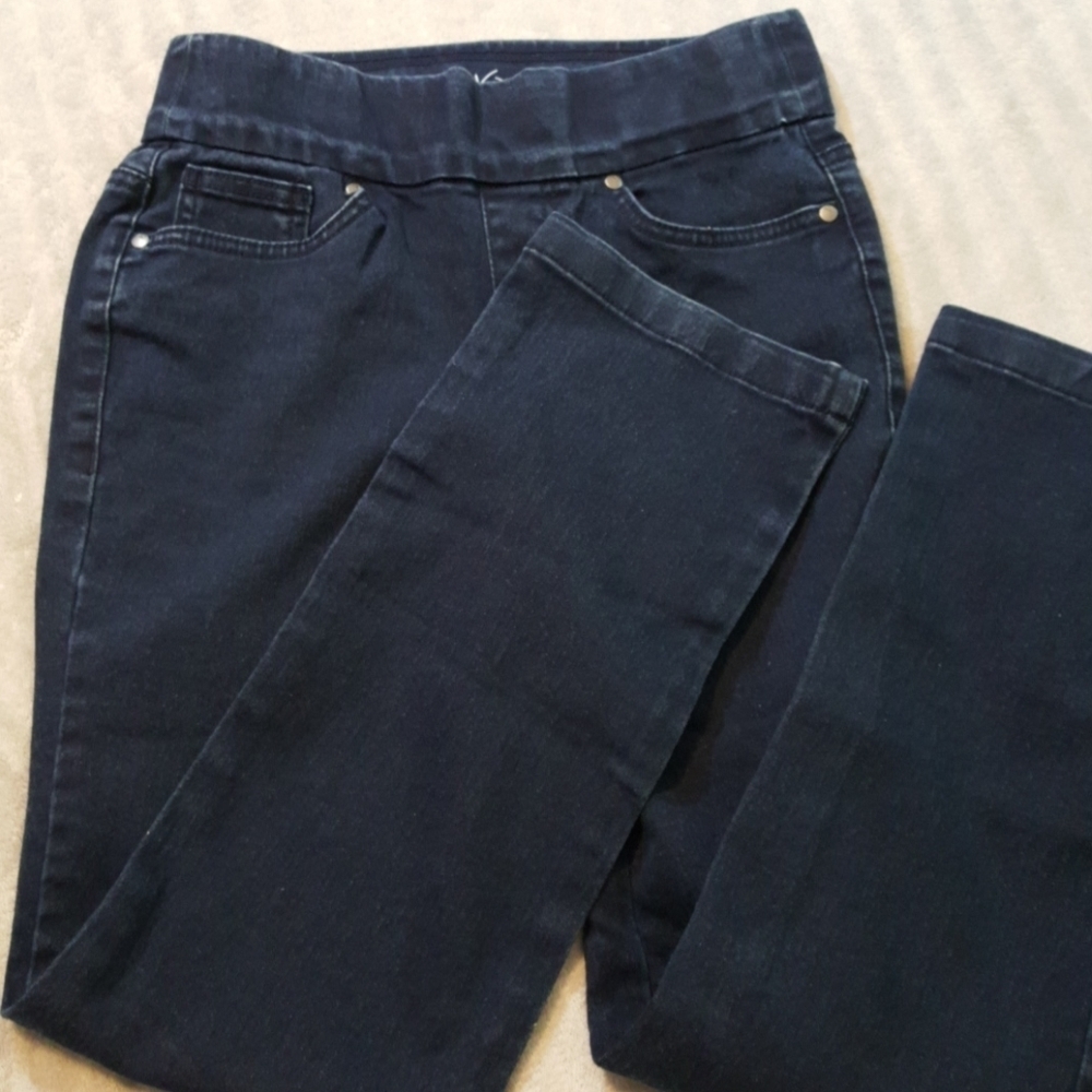 Gloria Vanderbilt  Womans Petite Dark Blue  Stretchy Straight Leg  Jeans